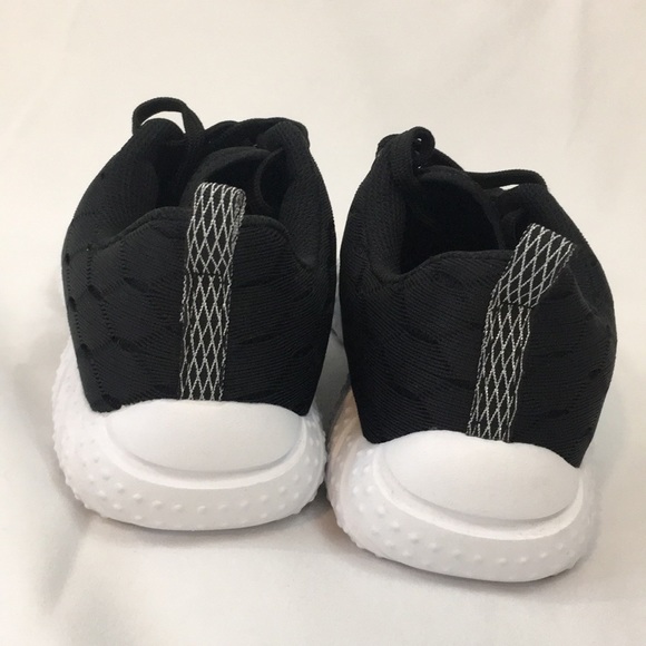 SOCONE new sport running shoe - Picture 2 of 5